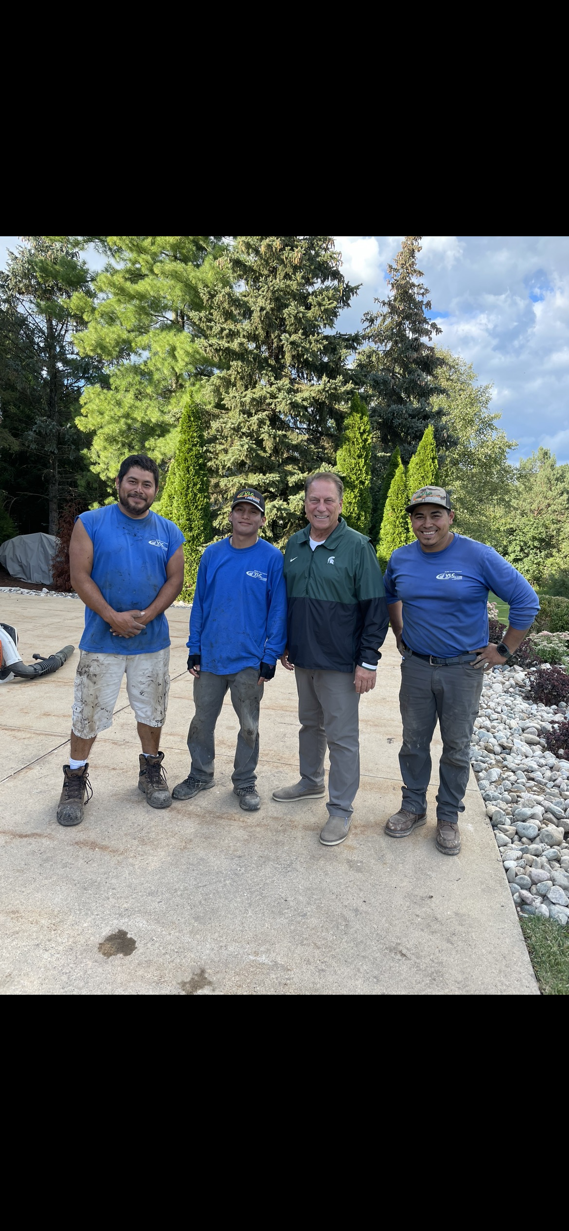 Avatar for Vera Landscaping Lawn Care
