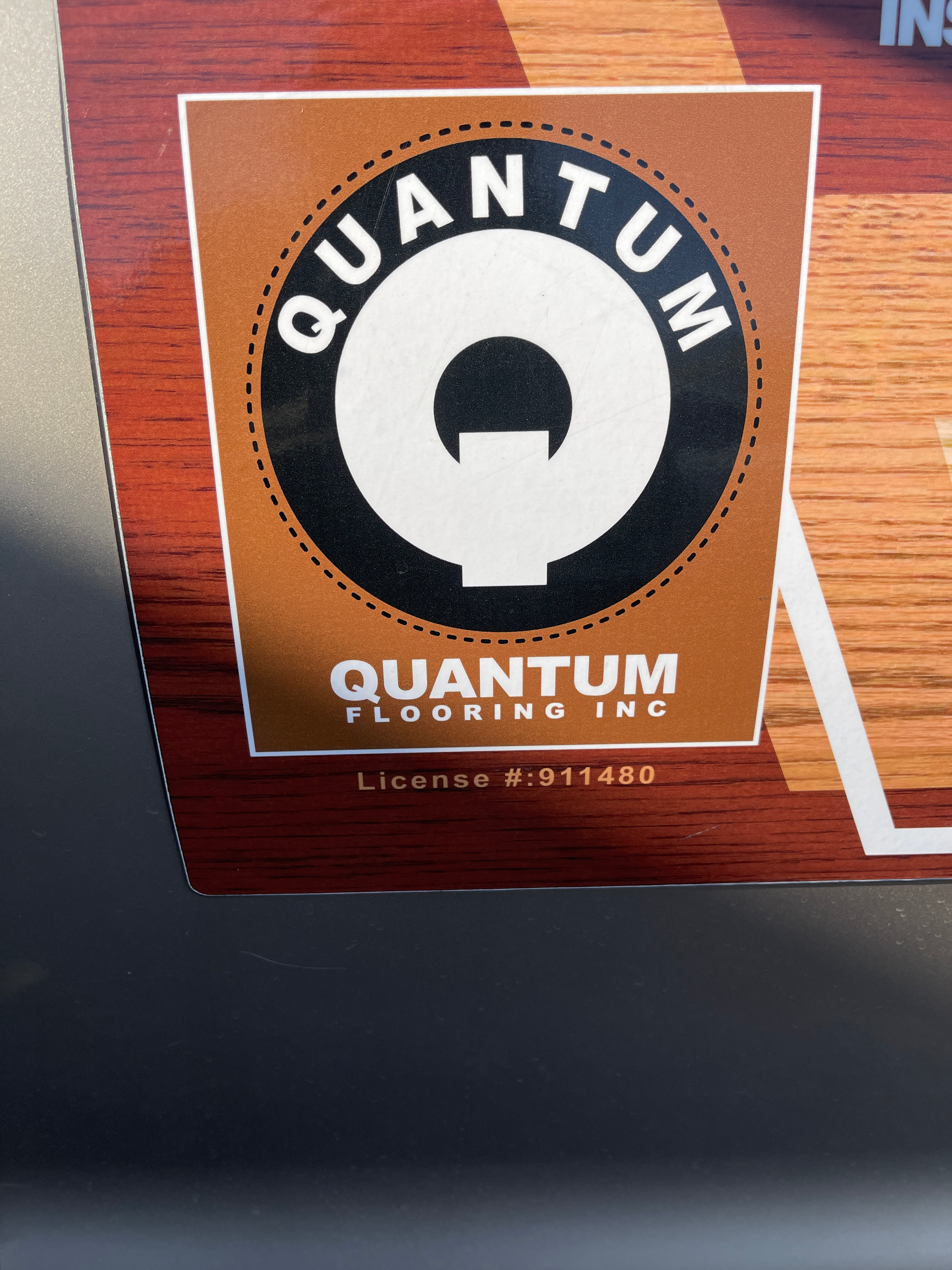 Logo for Quantum Flooring