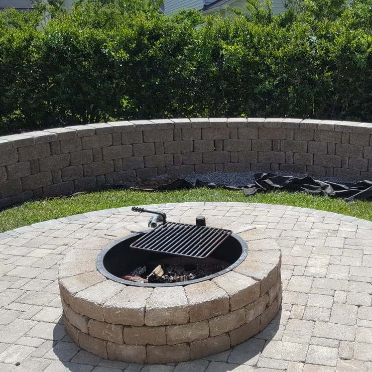 Jaime Raymundo: Pavers and More logo