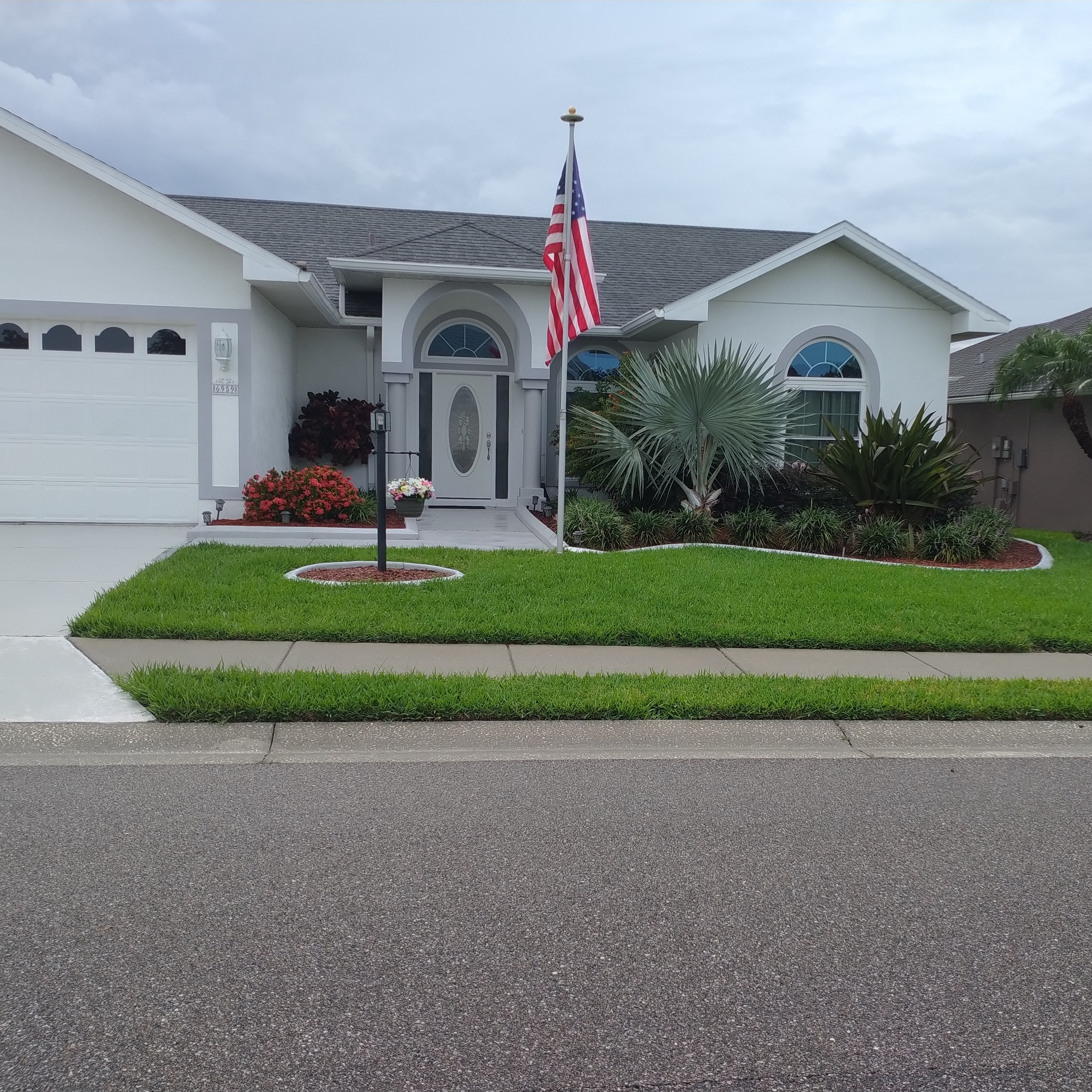 Avatar for Lycans Lawn Maintenance llc