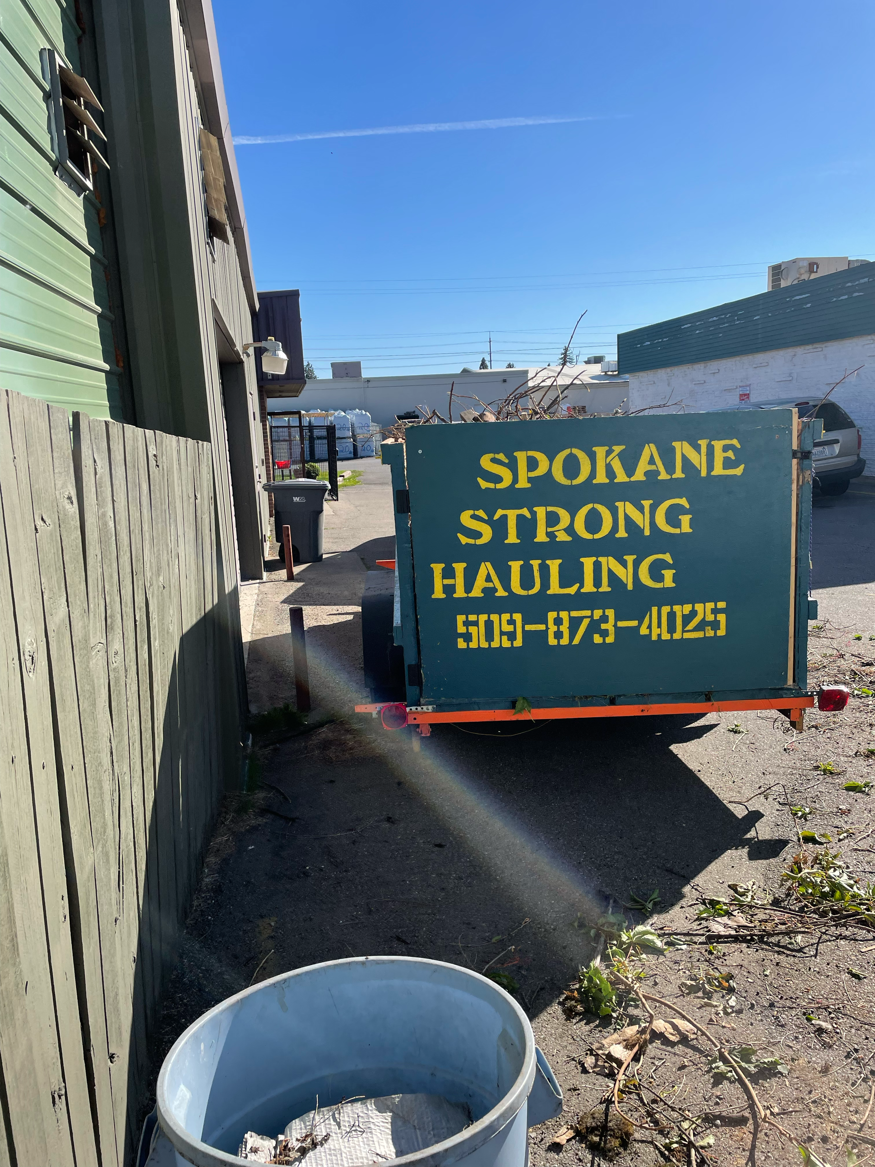 Logo for Spokane Strong Hauling
