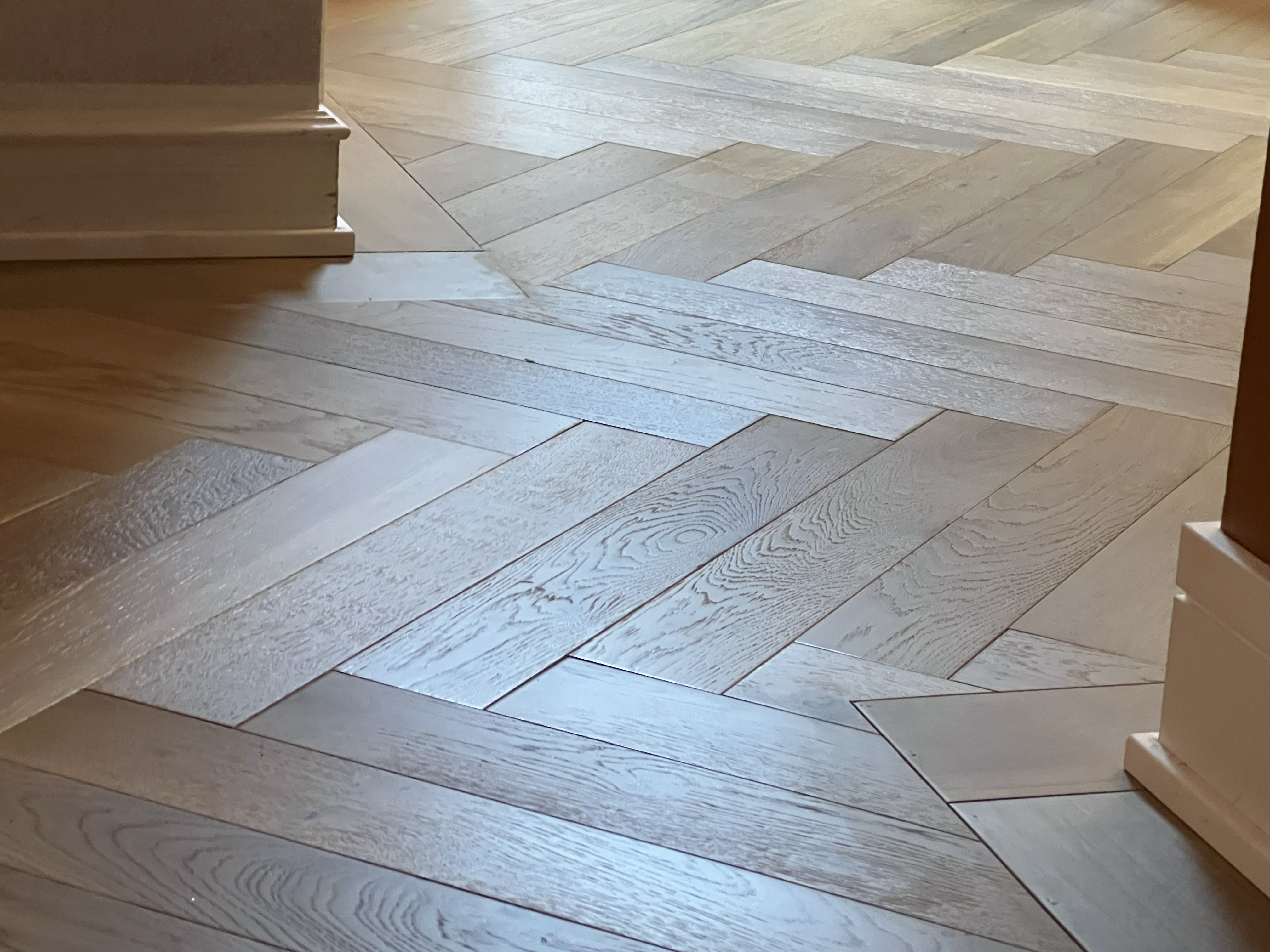 Logo for BM Hardwood Flooring