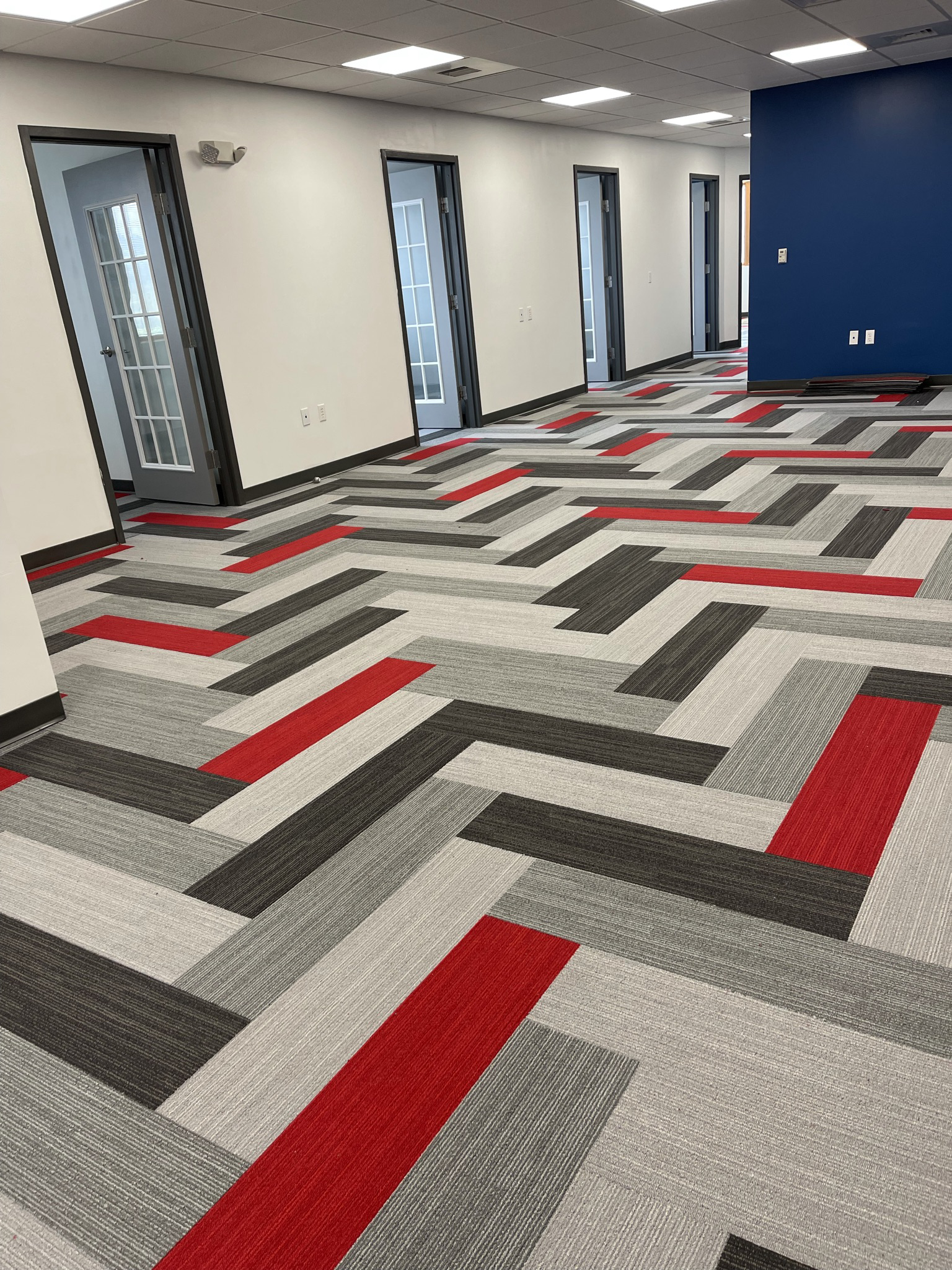 Wolfson Flooring llc logo