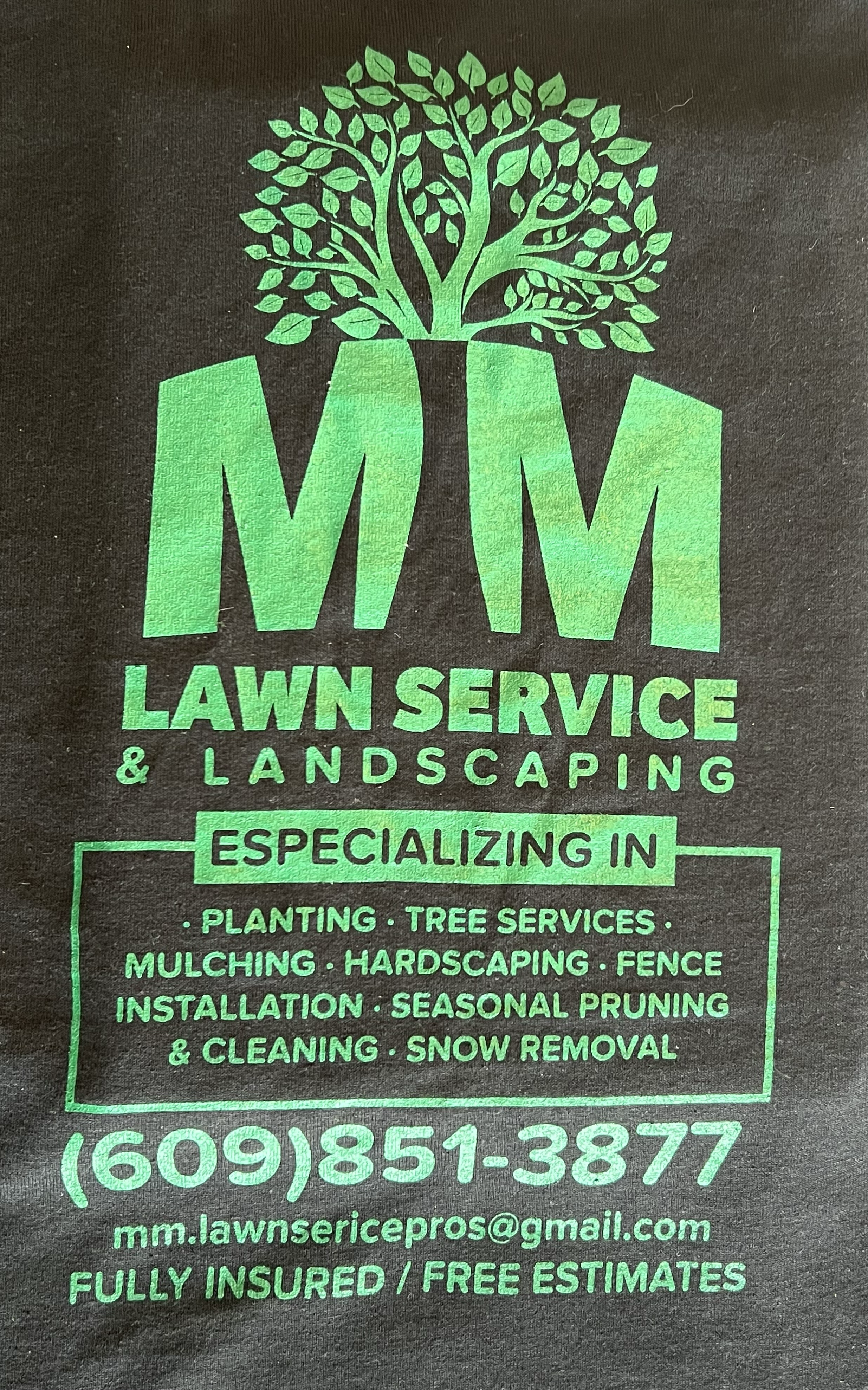 MM Lawn Service & Landscaping logo