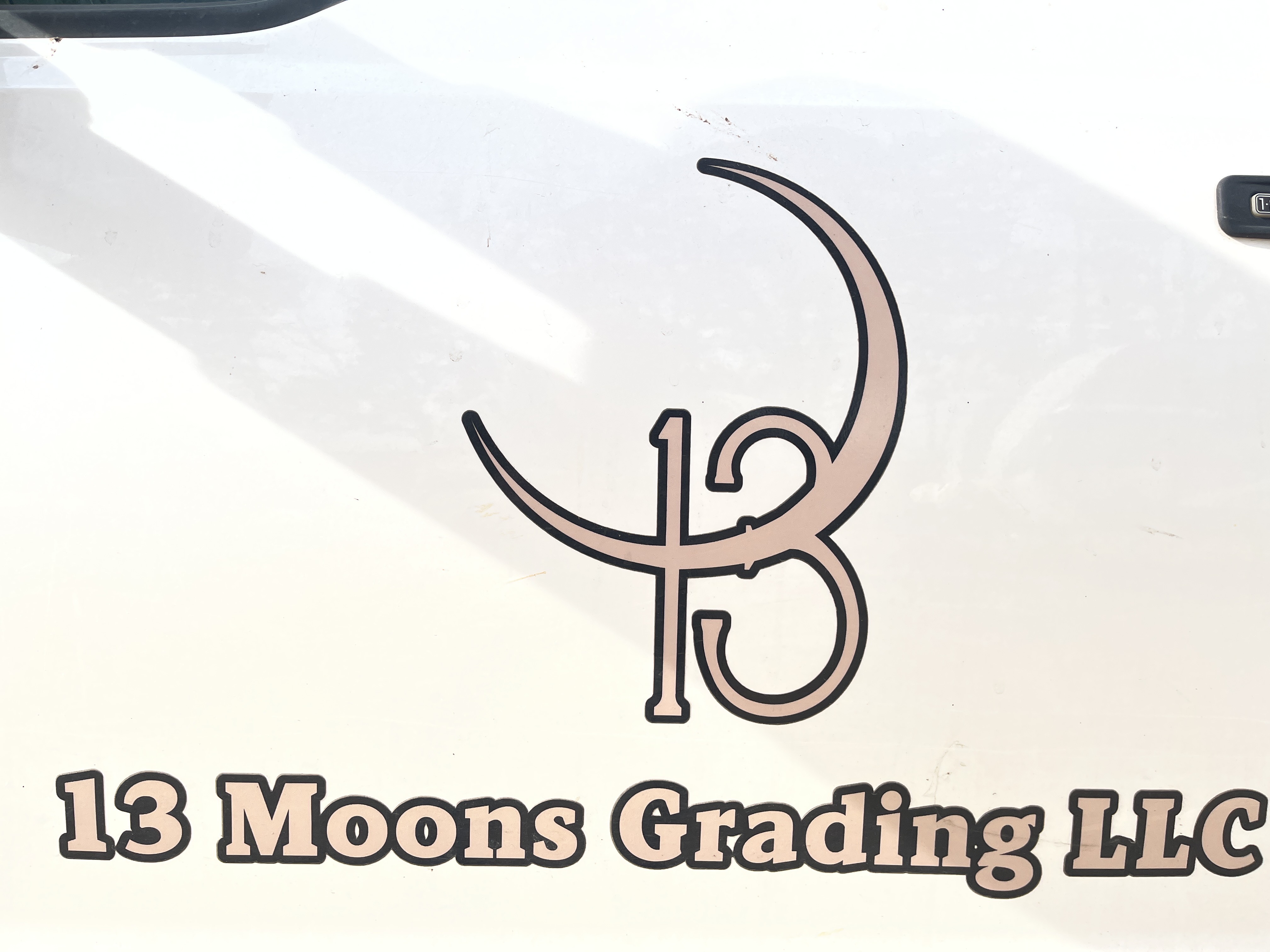13 Moons Grading logo