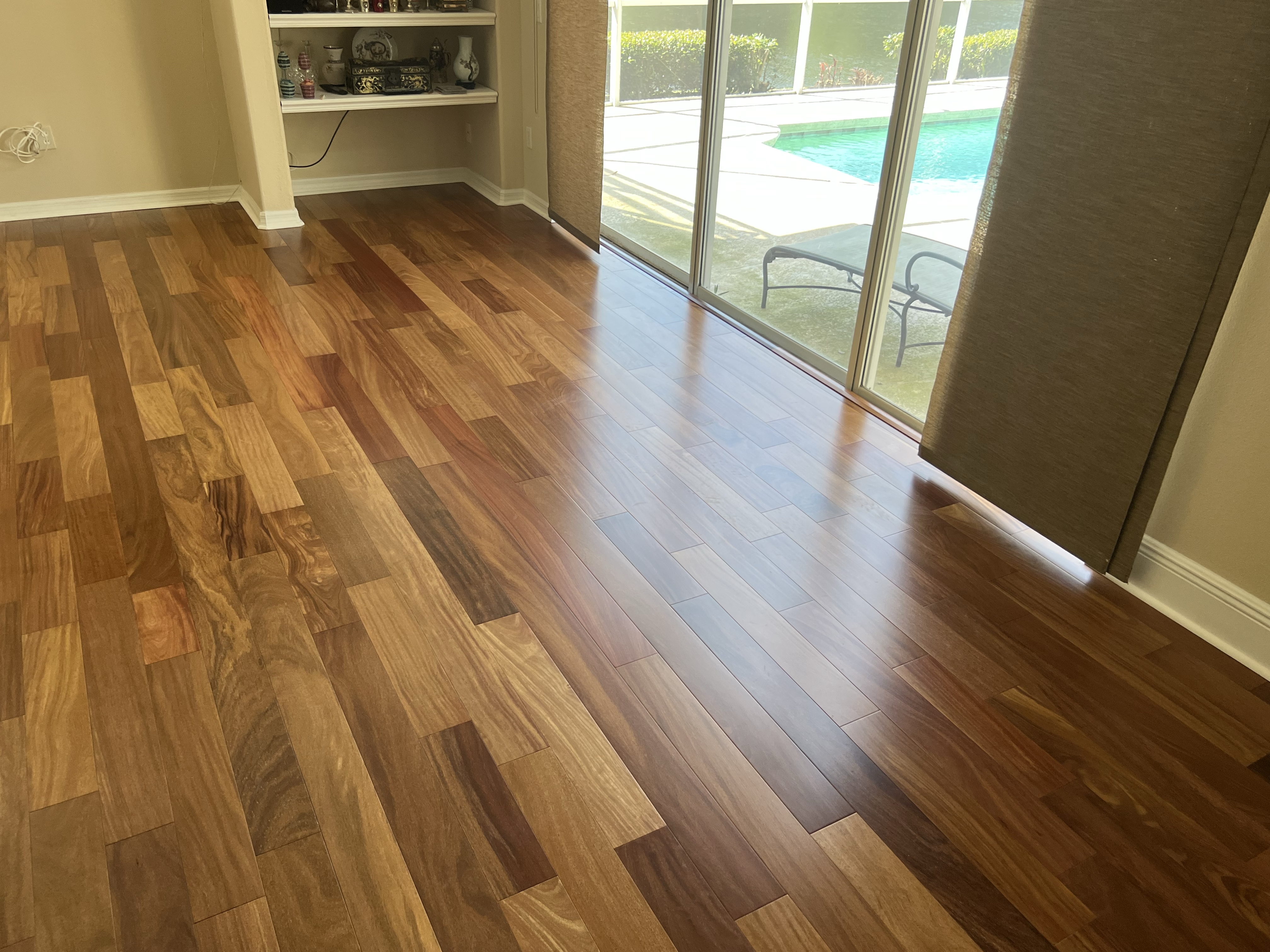 APZ Flooring LLC logo