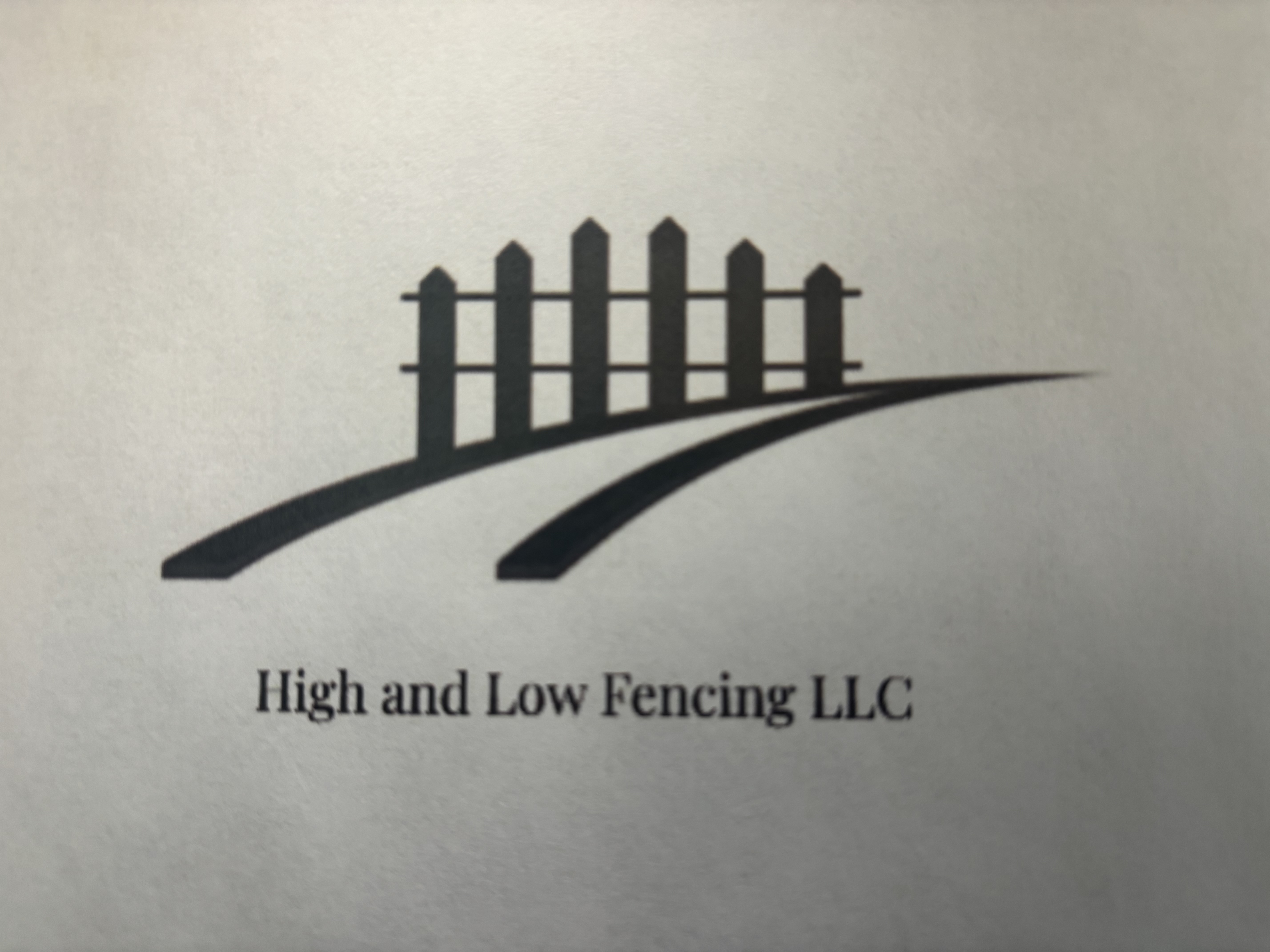 High and low fencing logo