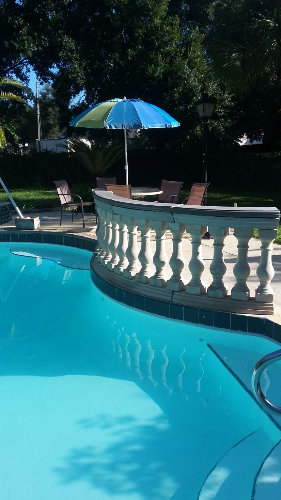 K&L Decorations logo