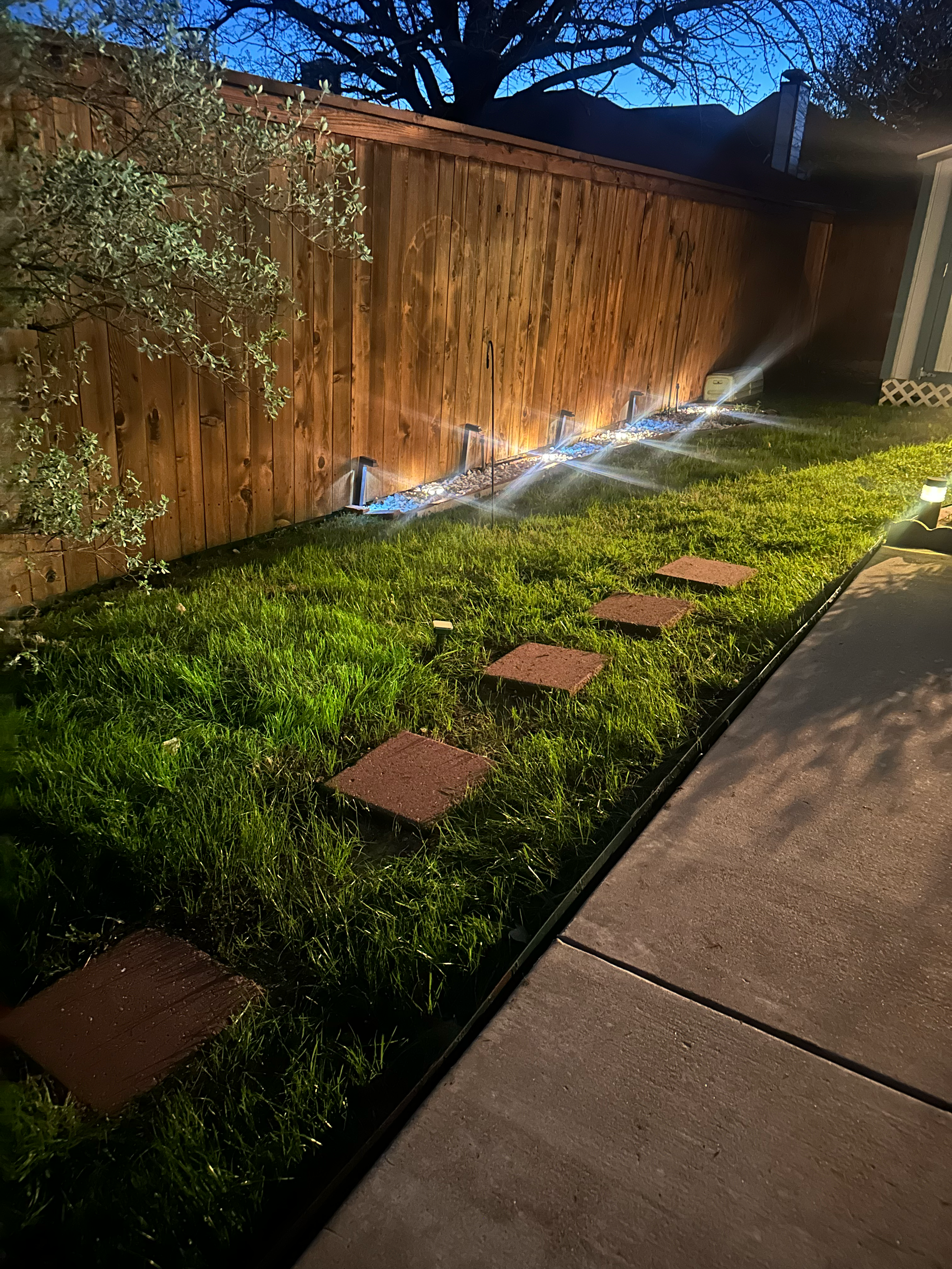 Avatar for Huff's Quality Lawns