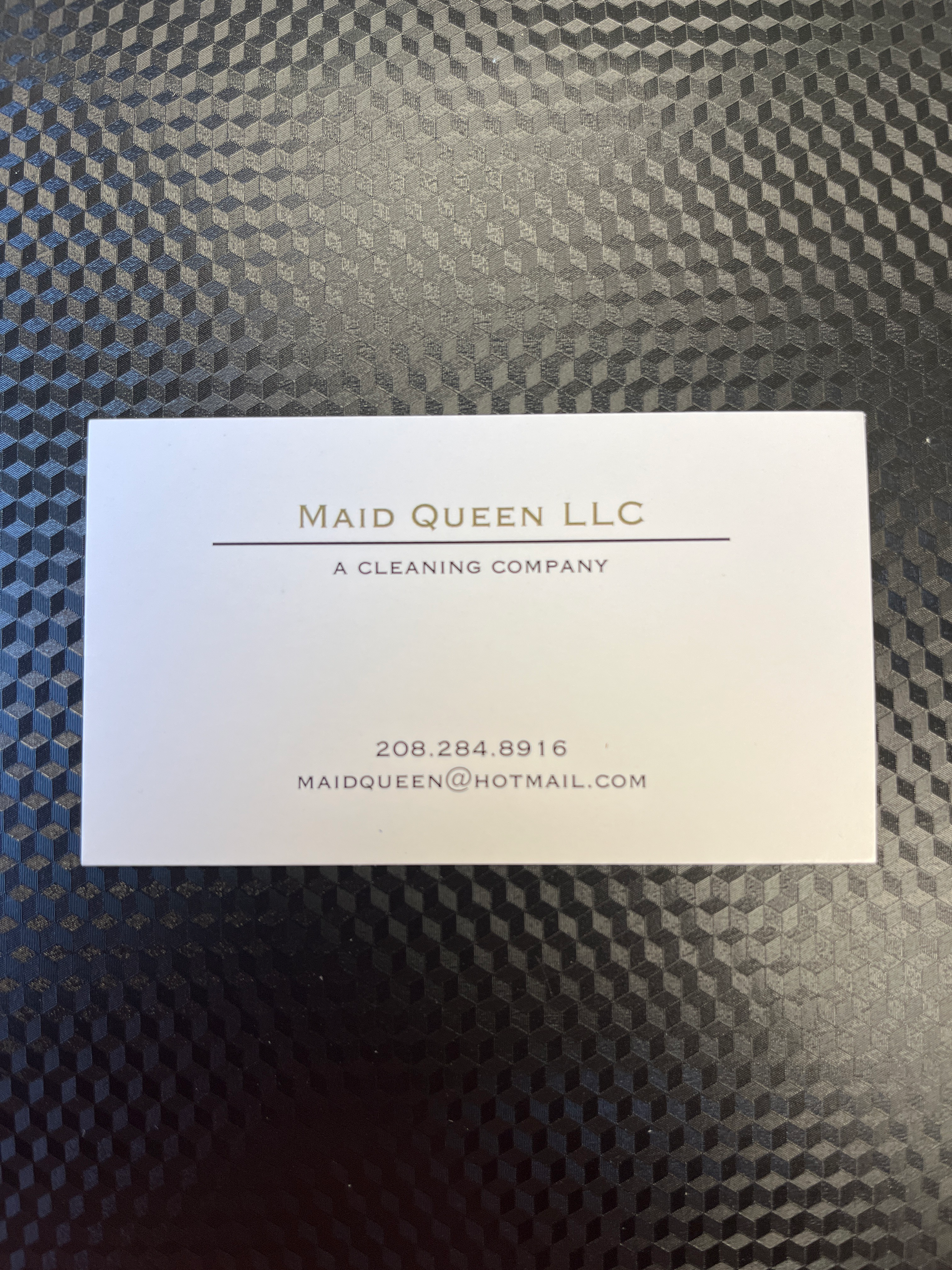 Maid Queen LLC logo