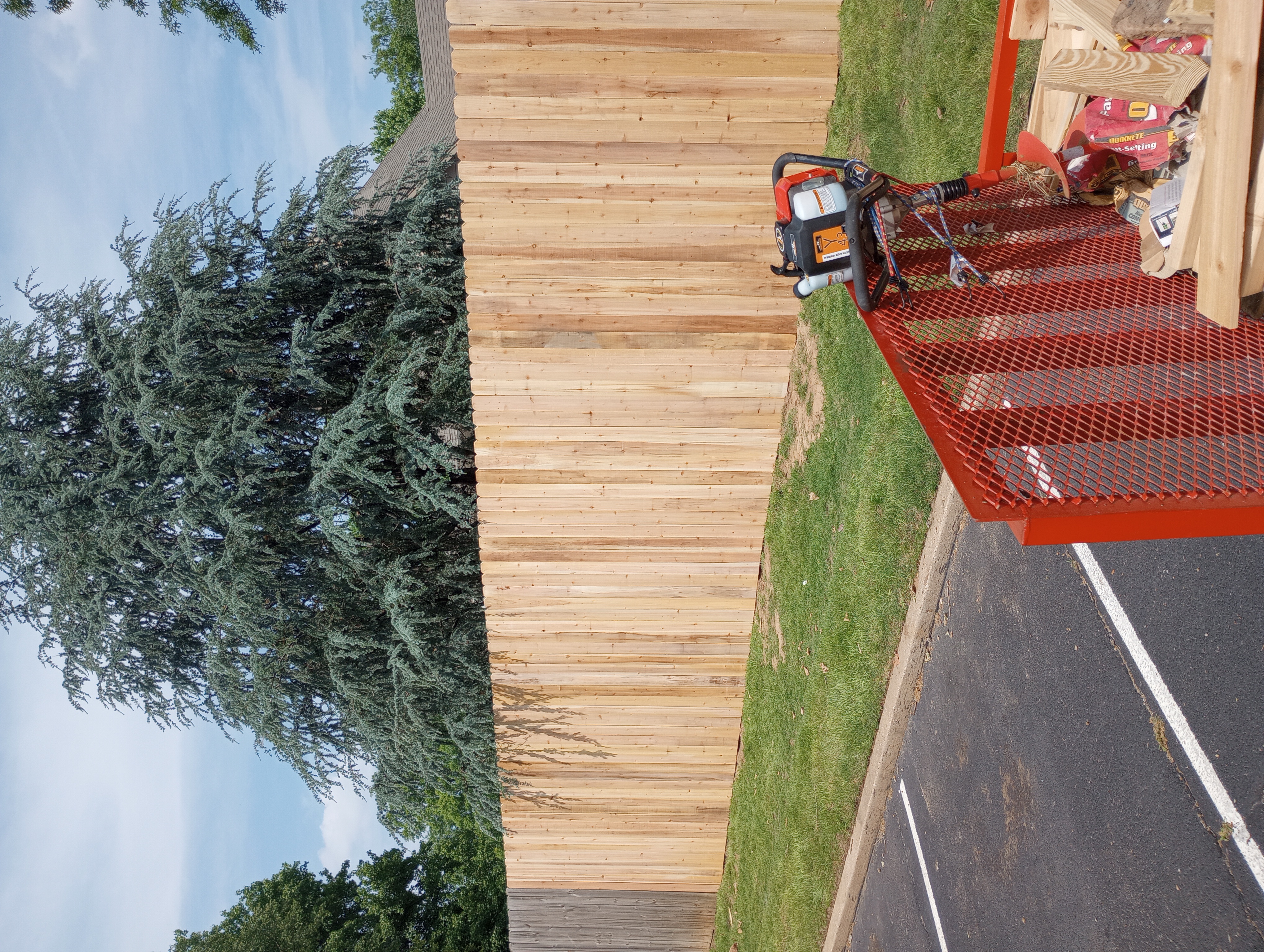 Ok Fence Builders And Painter's logo