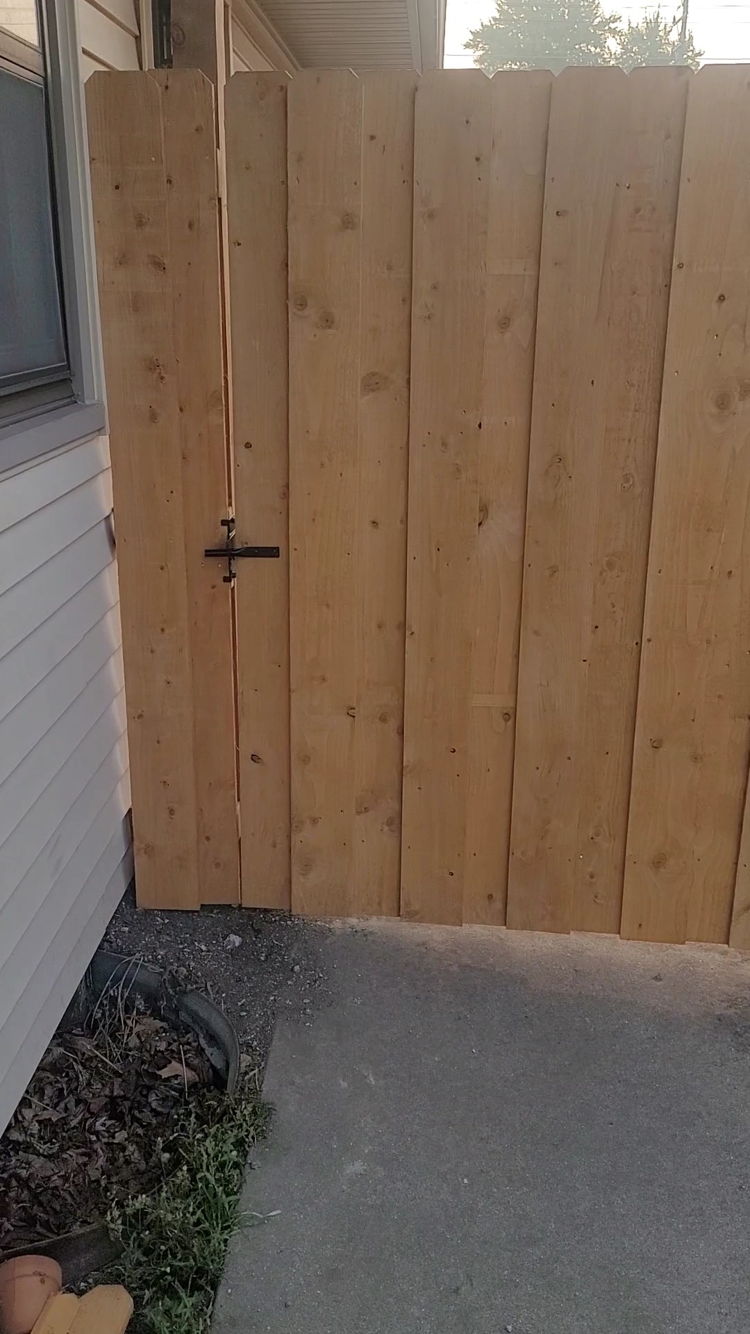 Prestigious Fence and Carpentry logo