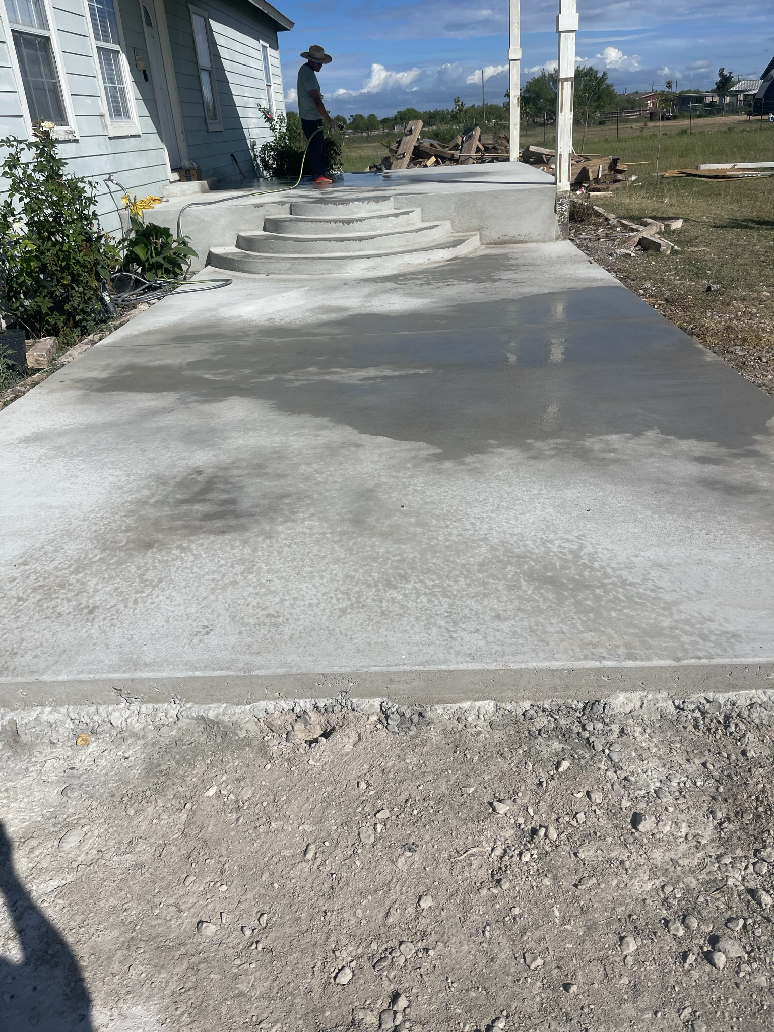 NS Concrete LLC. logo