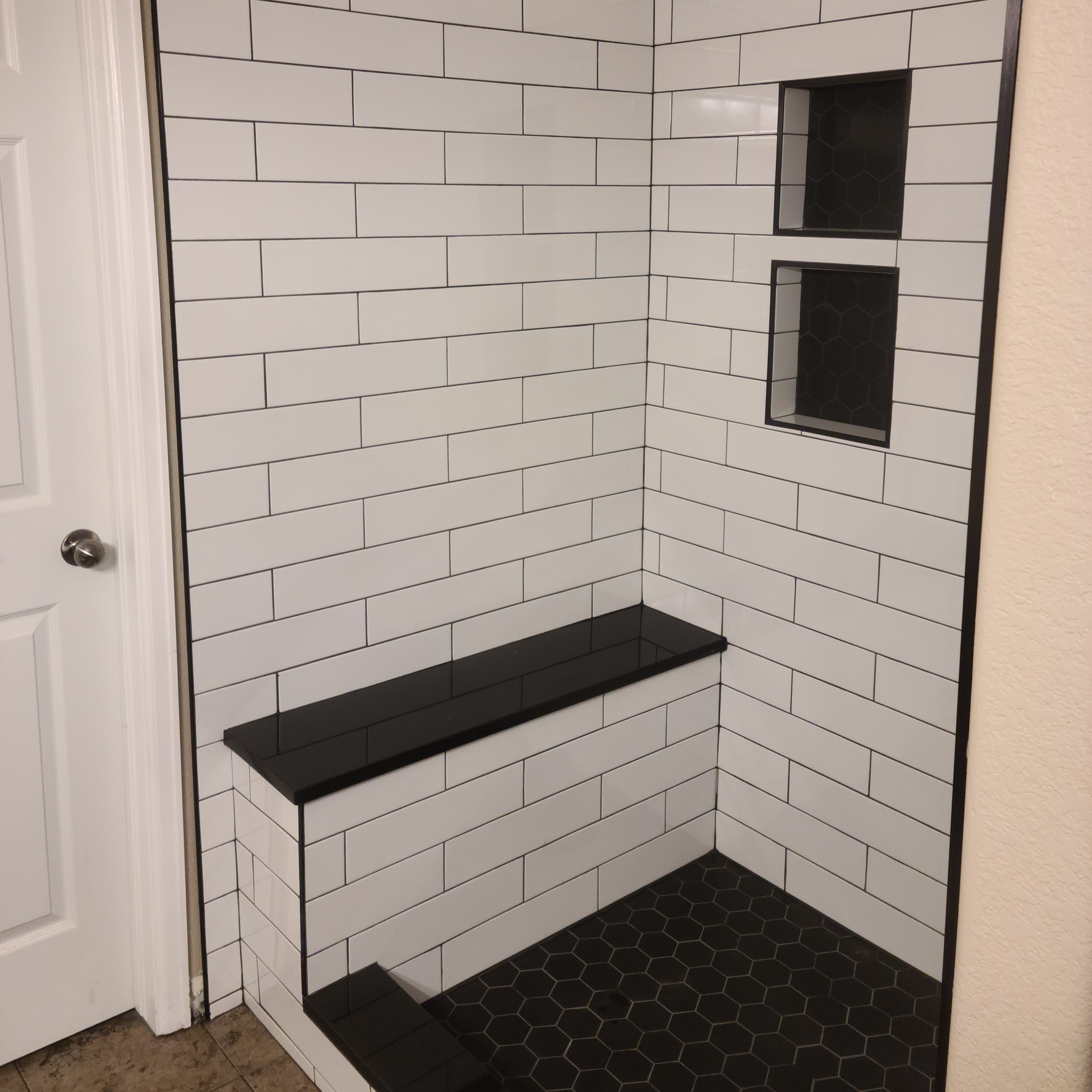 AJR Tile and Floors LLC logo