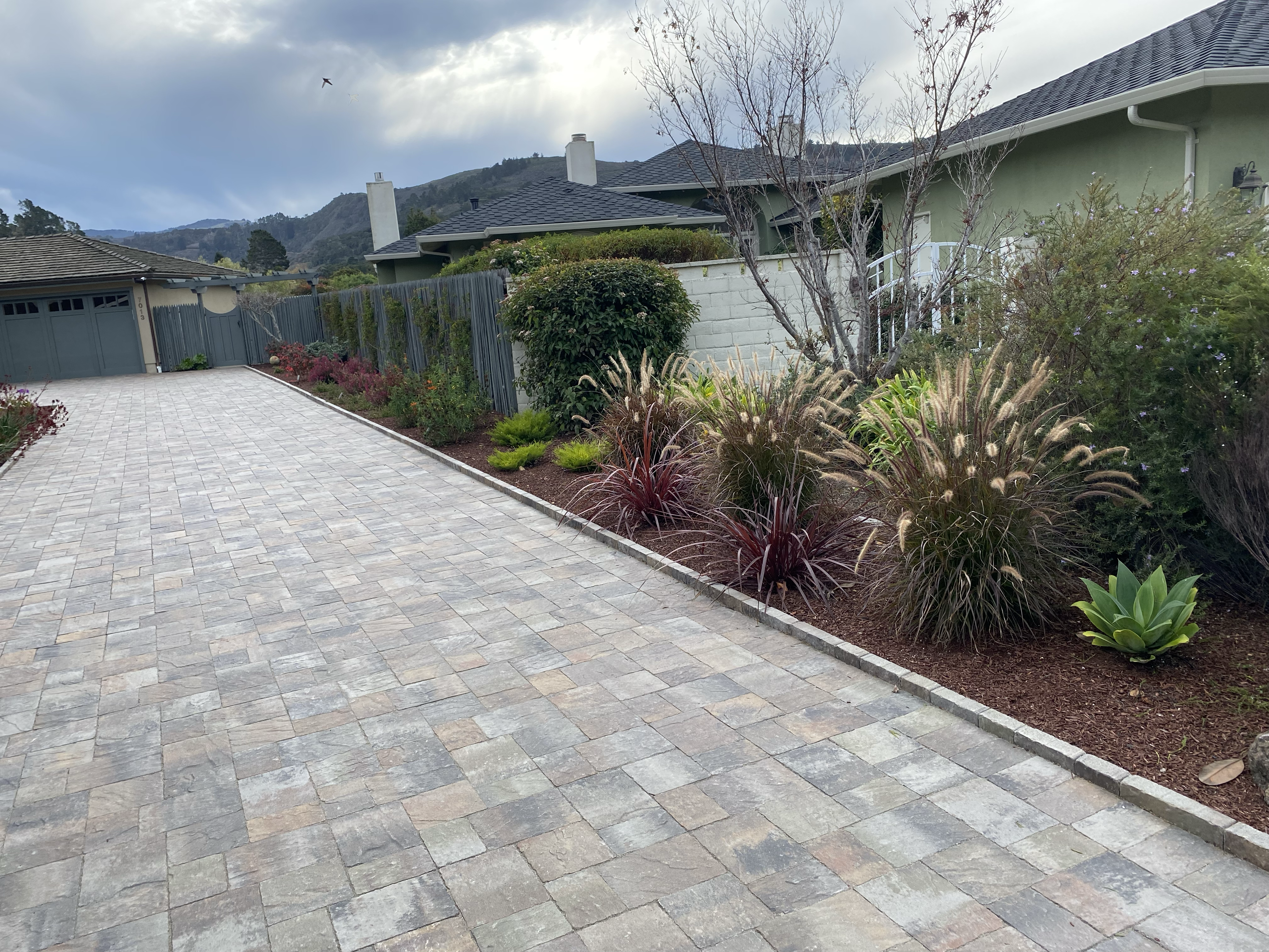 Tinoco's Landscaping logo