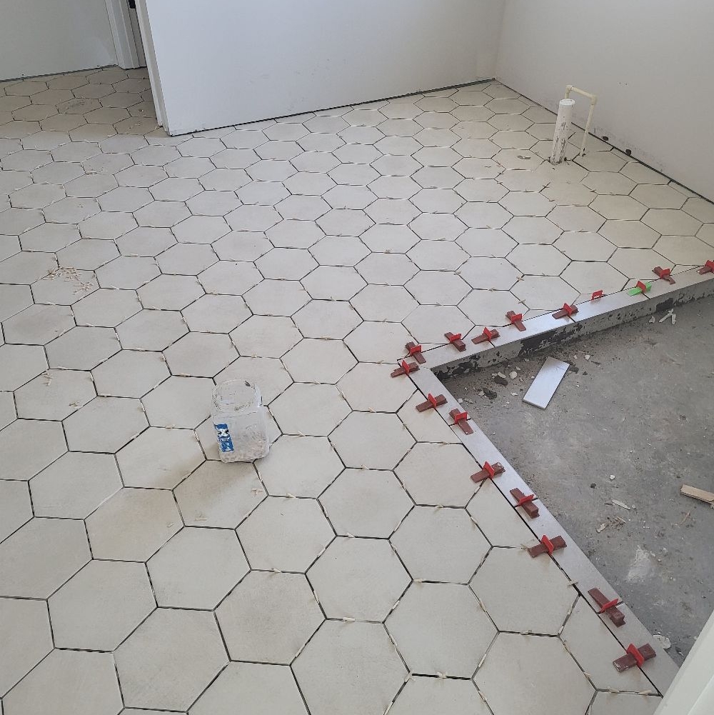 Logo for LALA TILE & SERVICE LLC