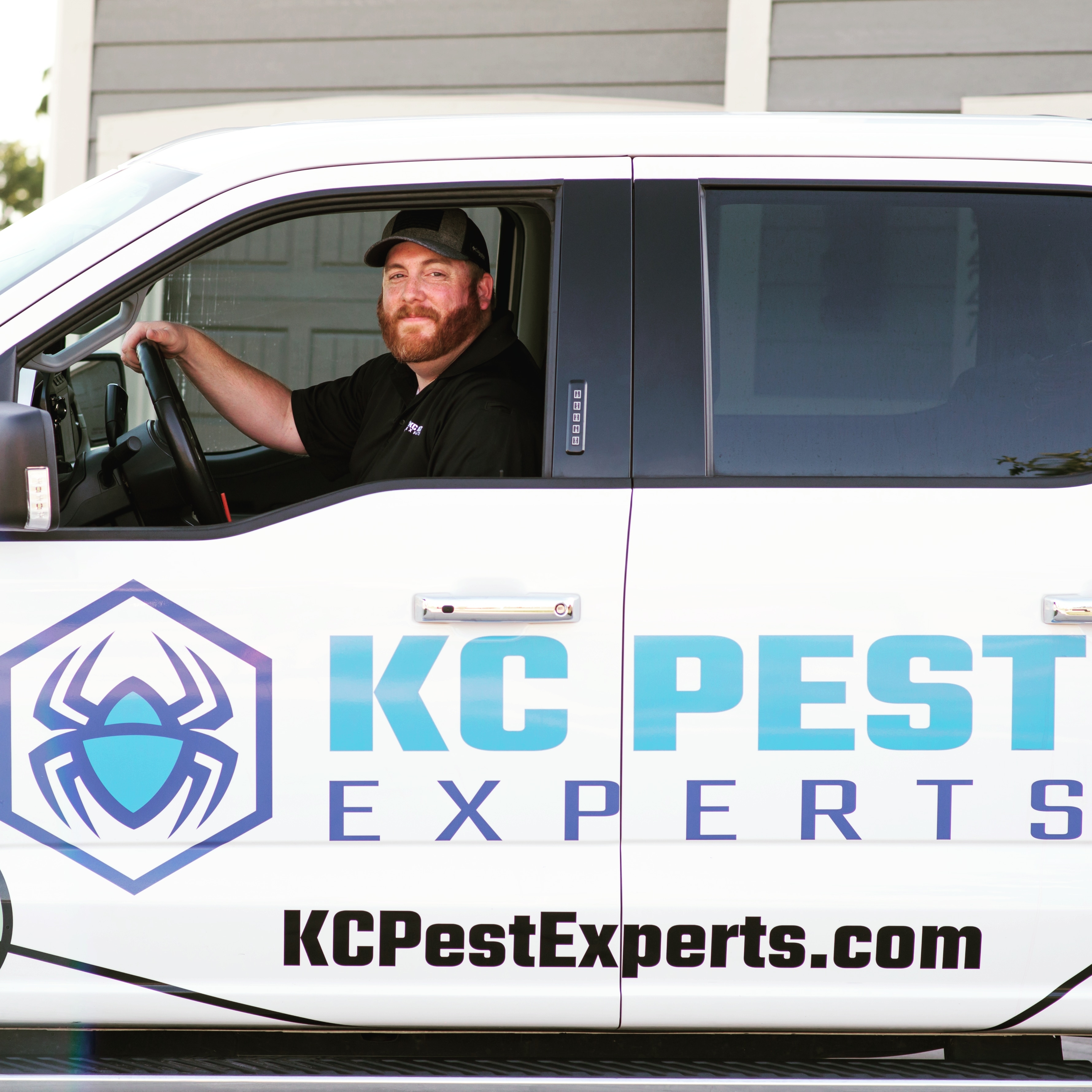 KC Pest Experts logo