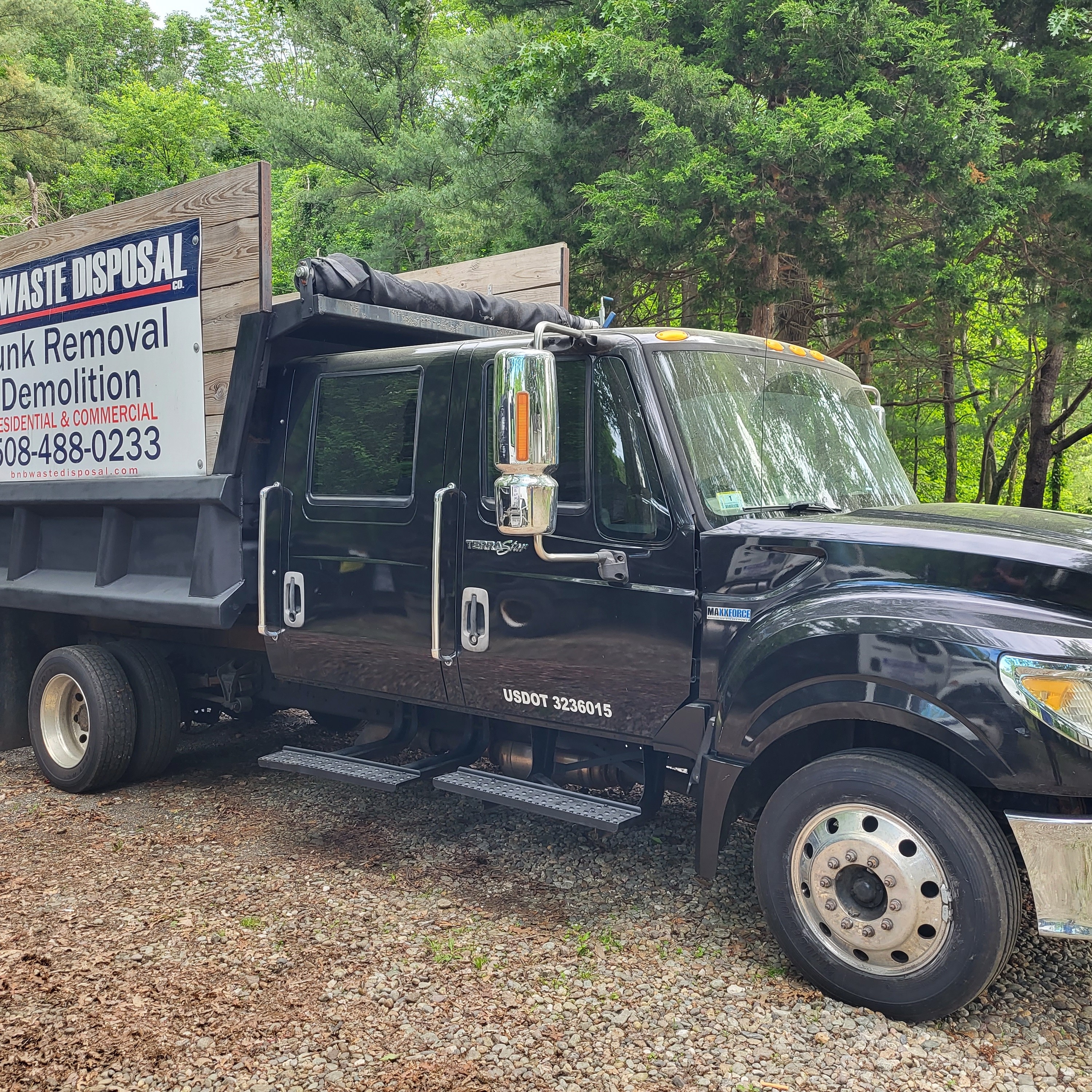 Logo for B&B Waste Disposal Inc.