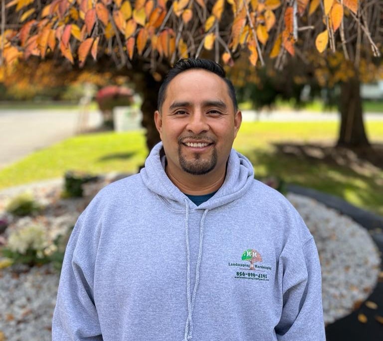 Avatar for M M Landscaping