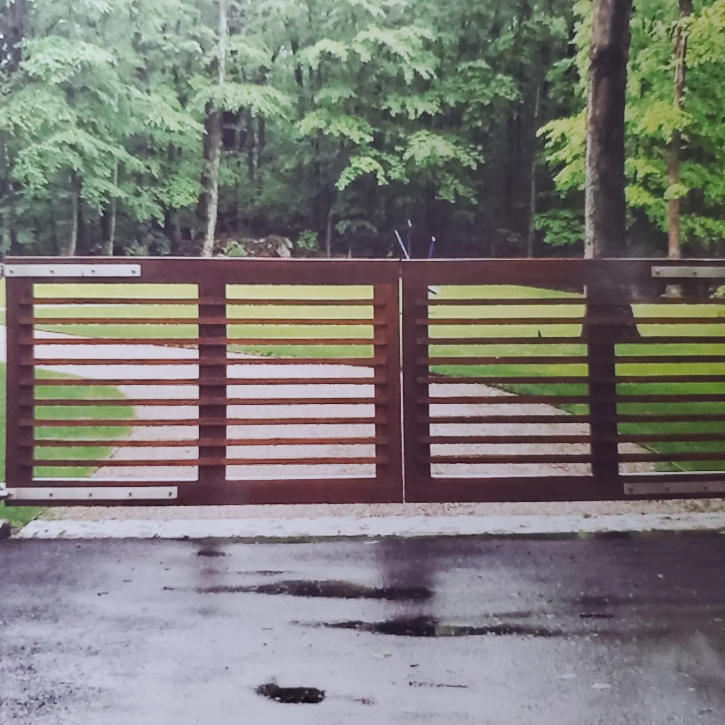 Sur Fence Carpentry and Paint logo