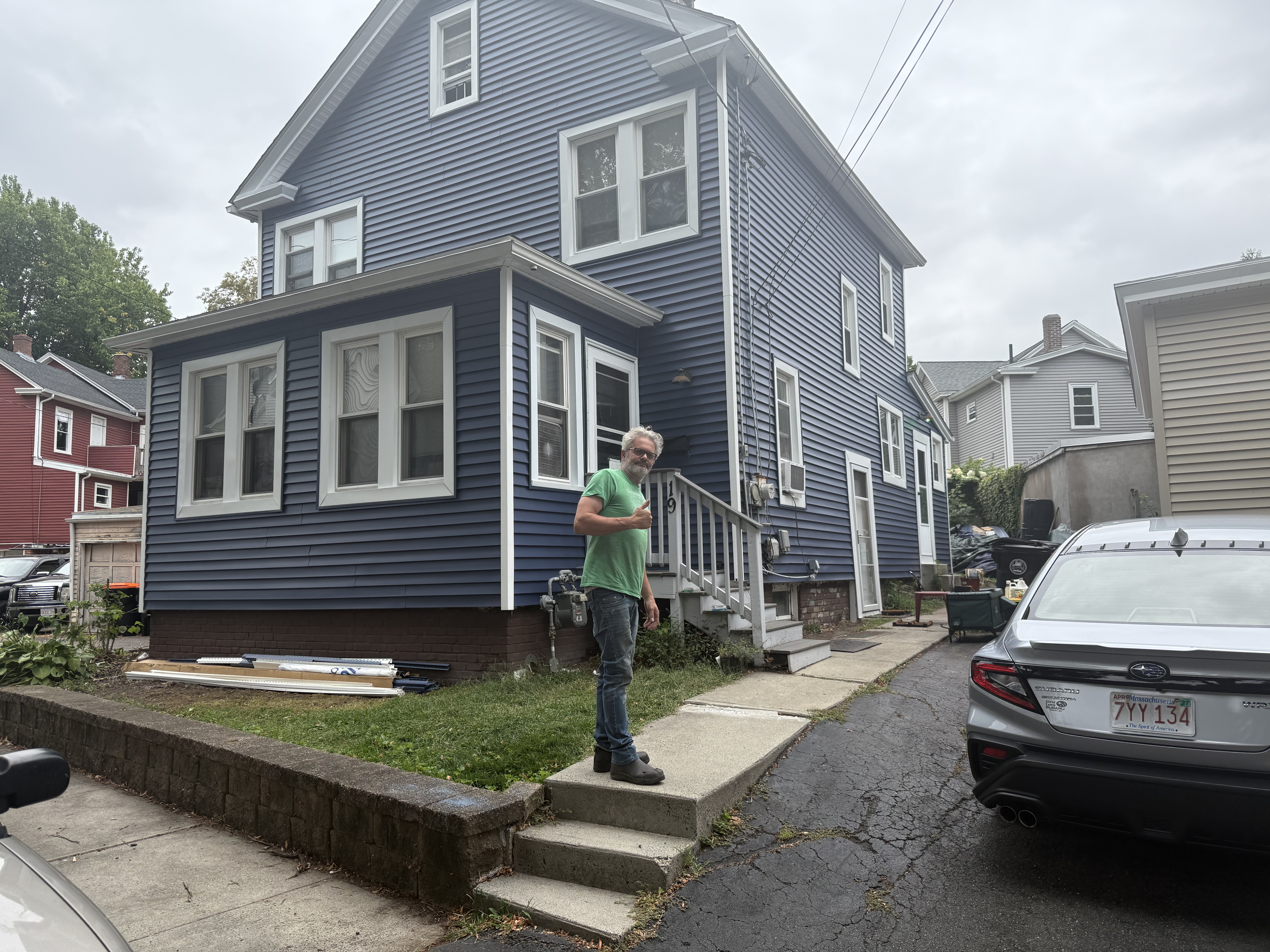 The Construction & Demolition Man LLC logo