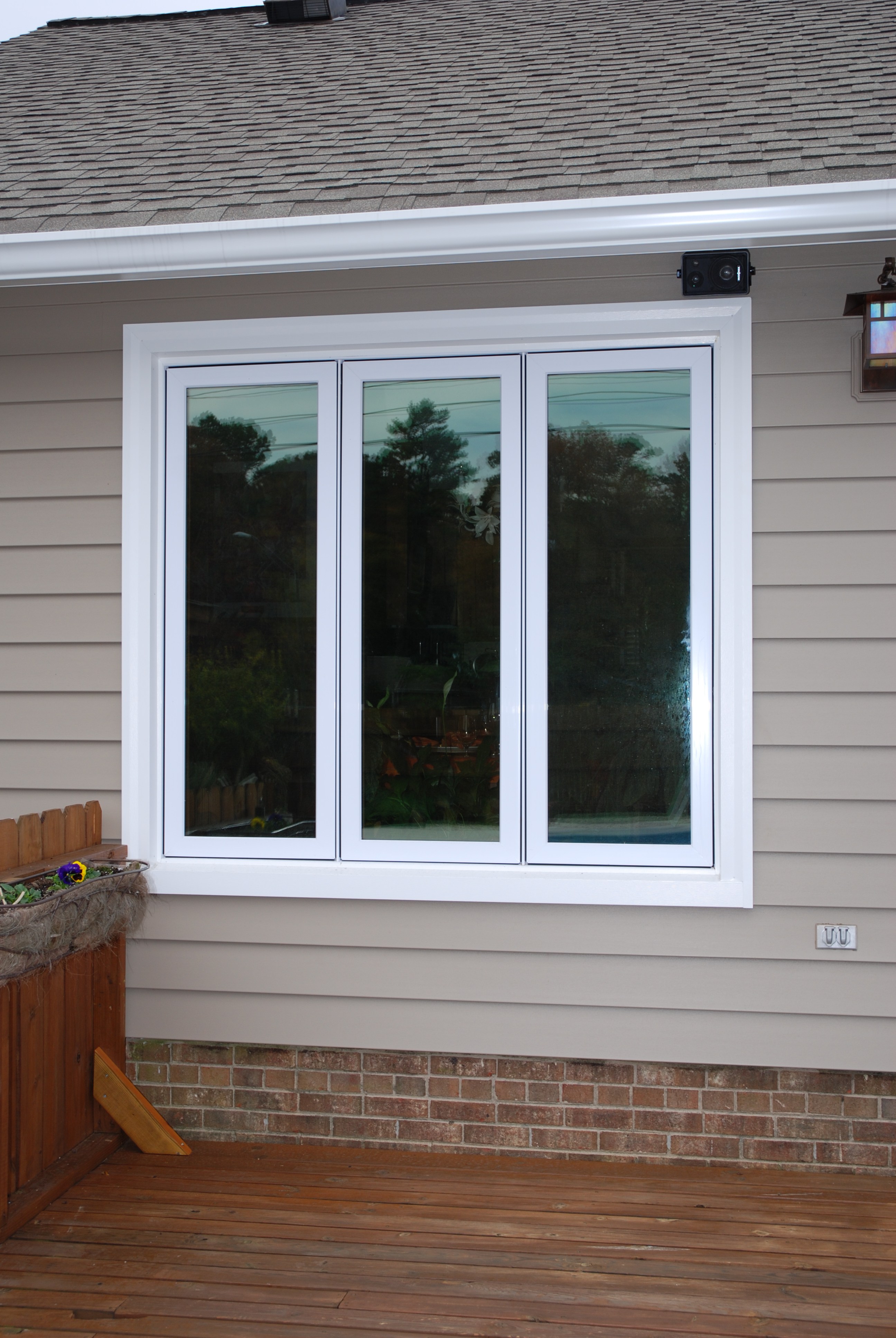 Definis & Sons Window & Door Co Inc logo