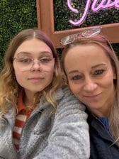 Avatar for Mom n Jewels