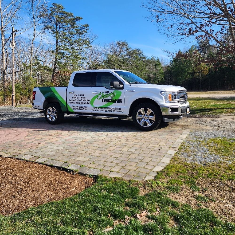 Avatar for J&R Chavez Landscaping LLC