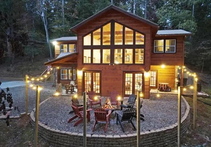 Logo for Sanford's Landscaping and Renovations