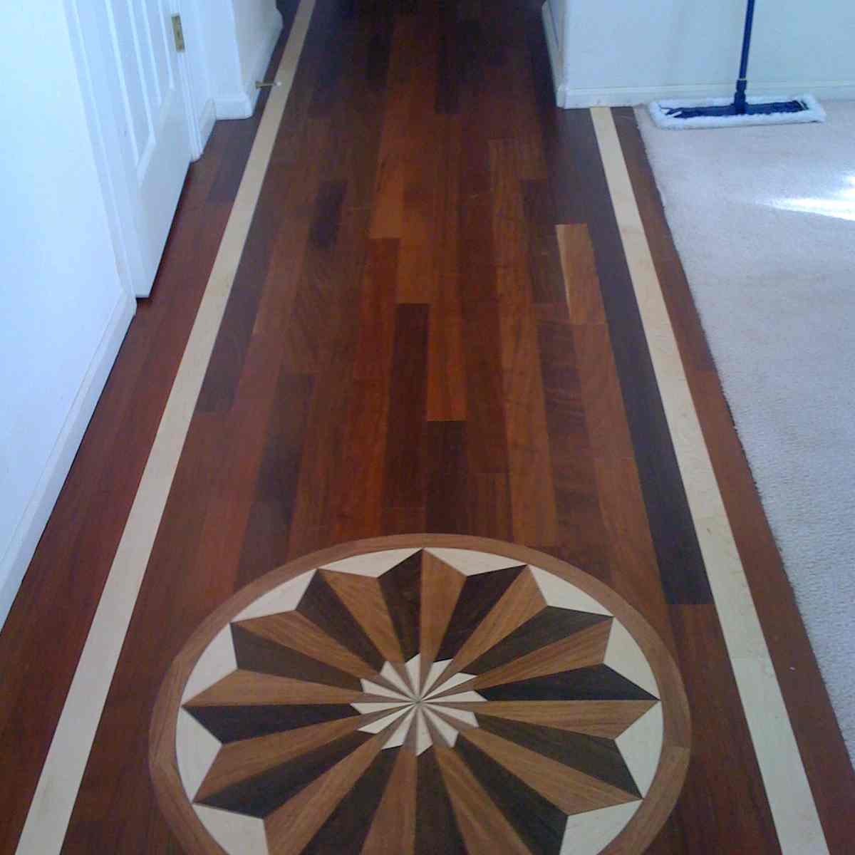 Logo for Complete Flooring