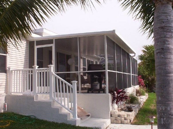 Logo for DLS Screen & Aluminum