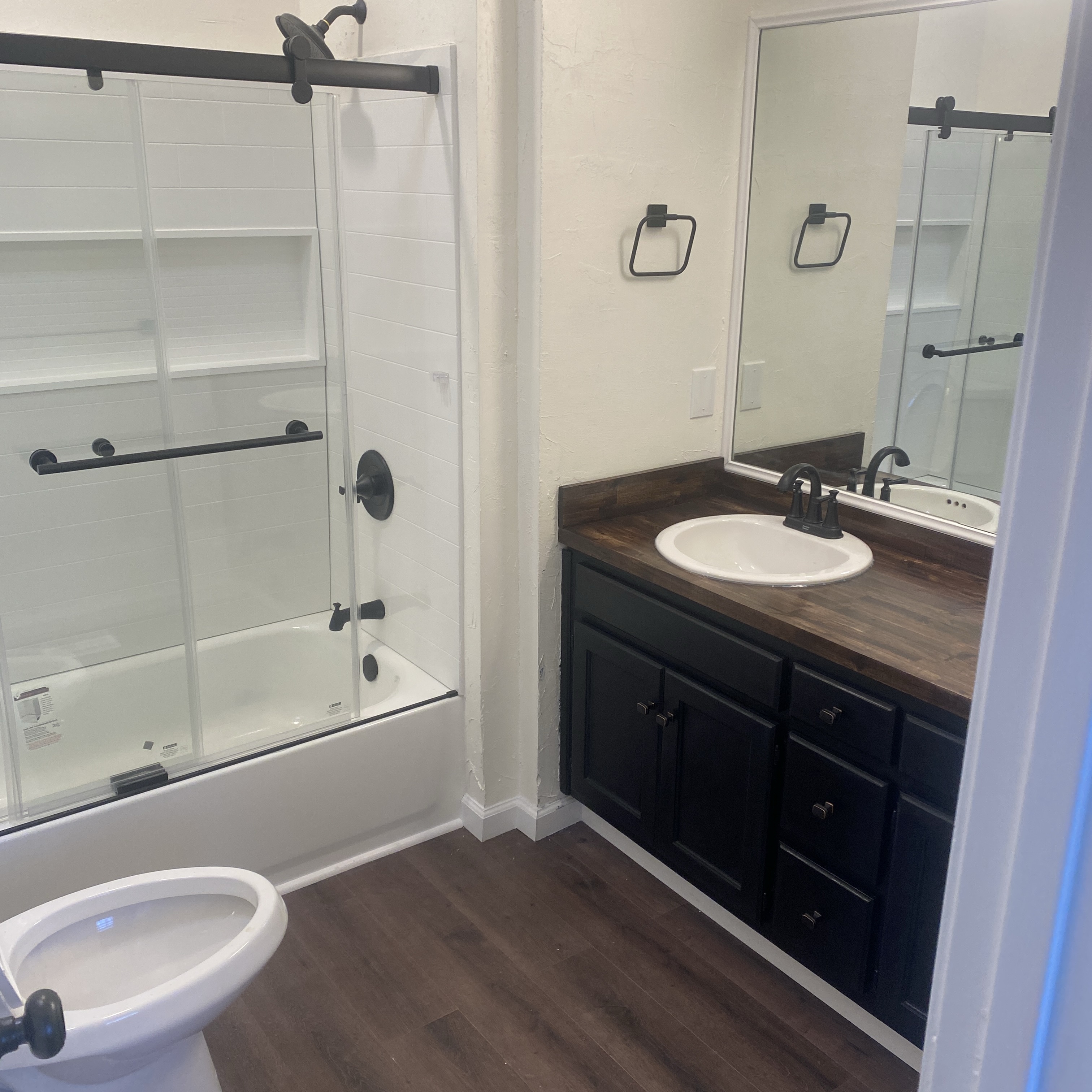 Logo for D & C Construction & Remodeling