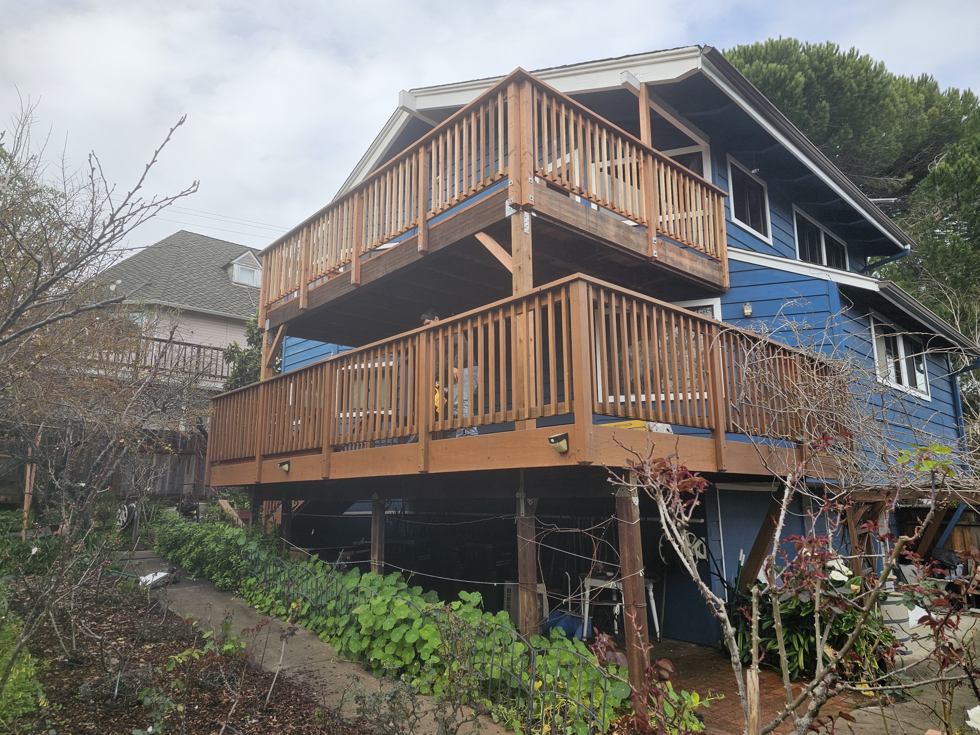 Logo for Doug Hannan Construction