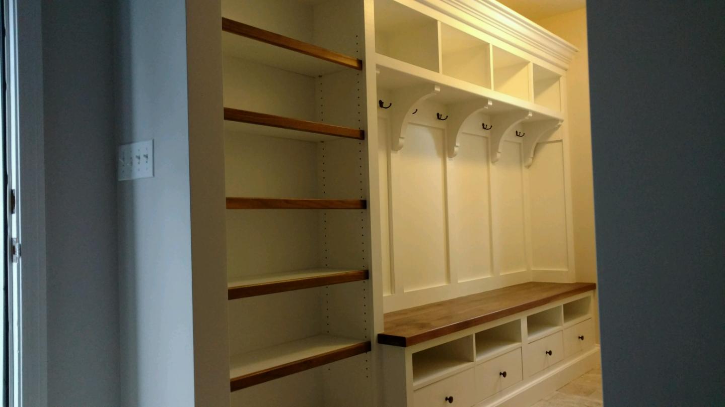 Logo for DAVE JOHNSON BUILDING & REMODELING INC