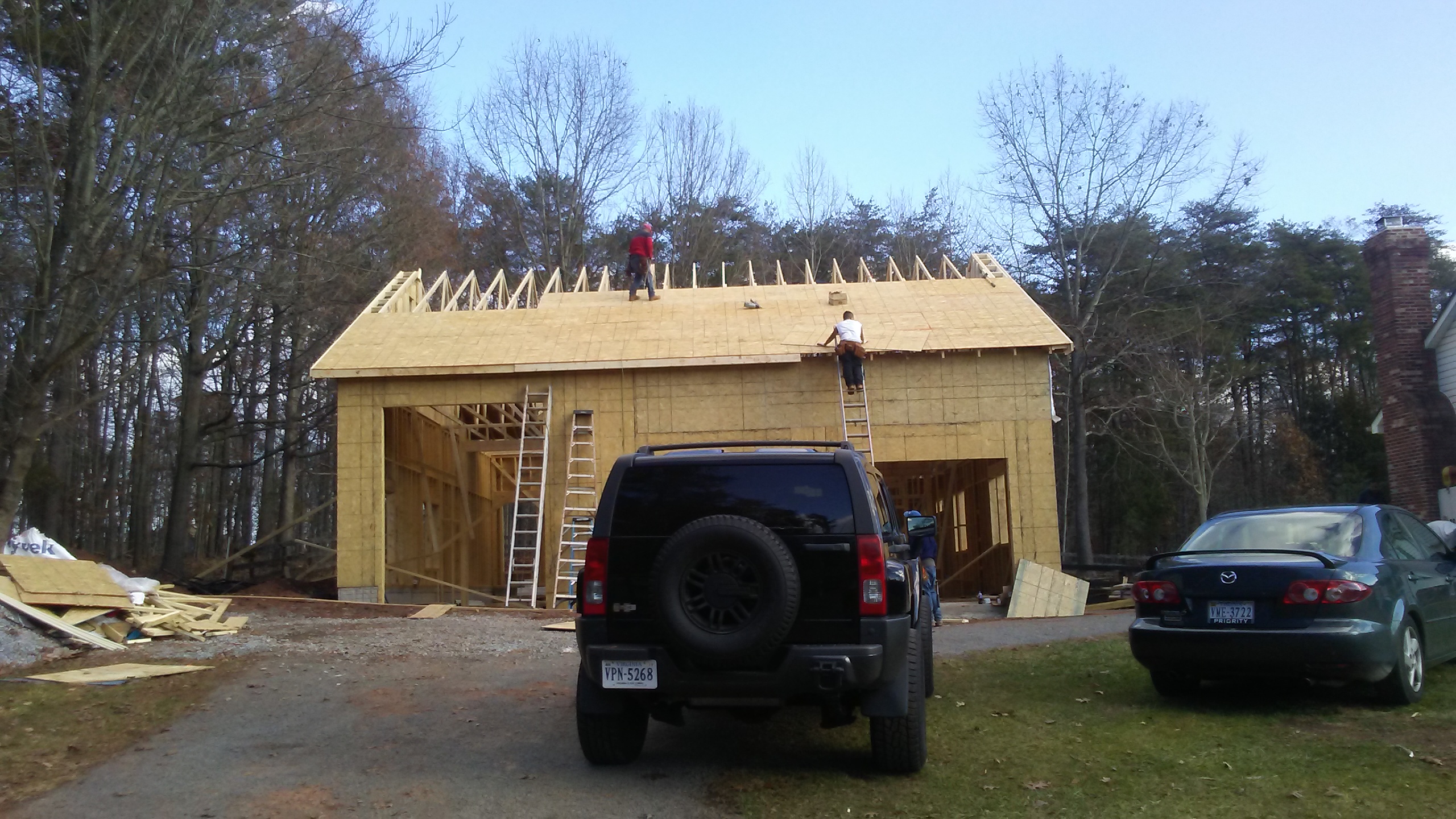 Logo for HR Renovations