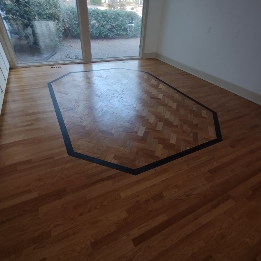 Logo for Macedos Hardwood Flooring