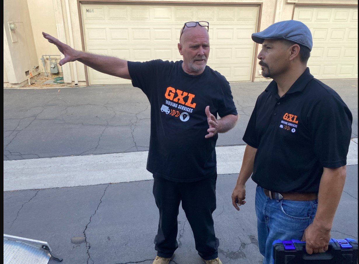 Logo for GXL Moving Services LLC