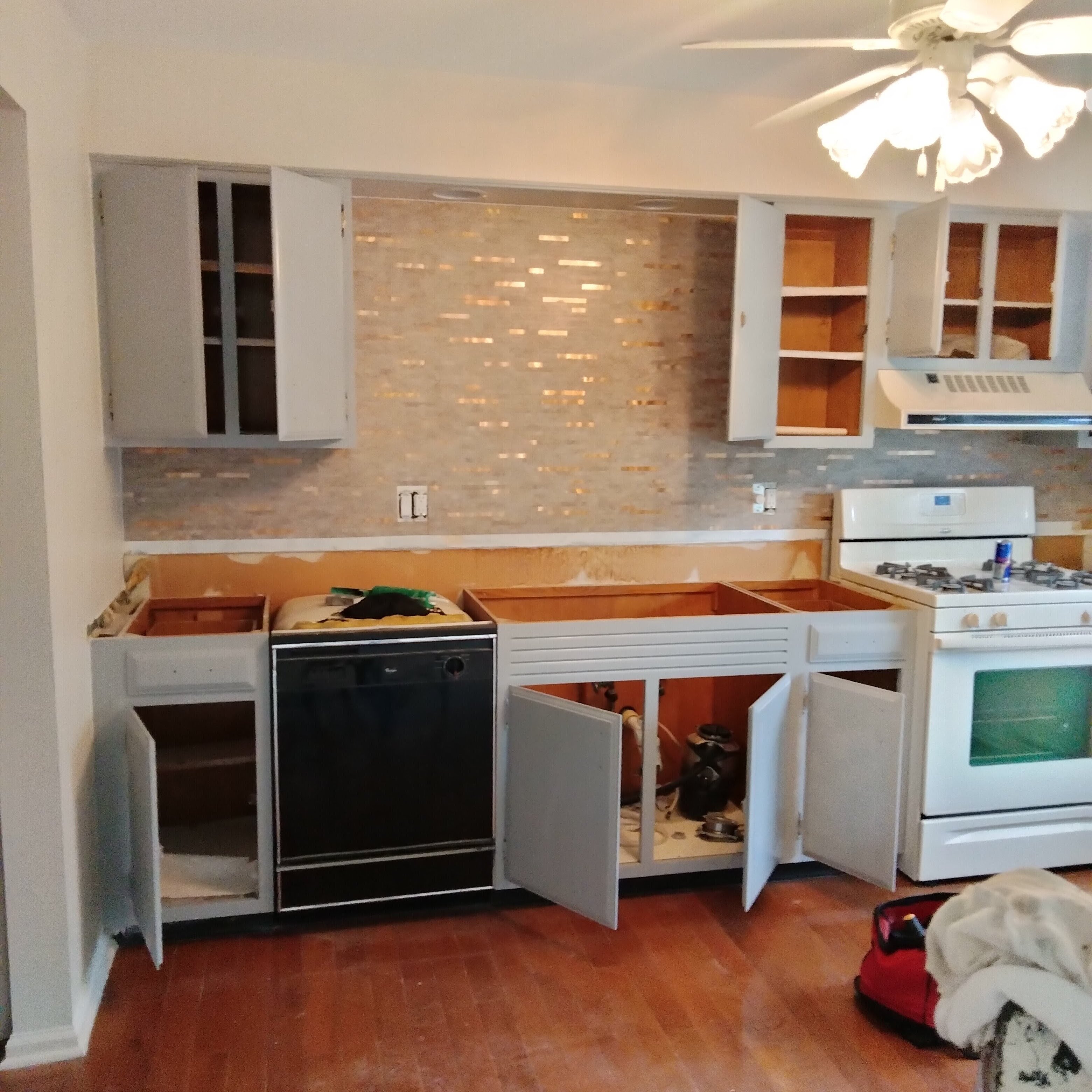 Logo for LJC Painting & Construction