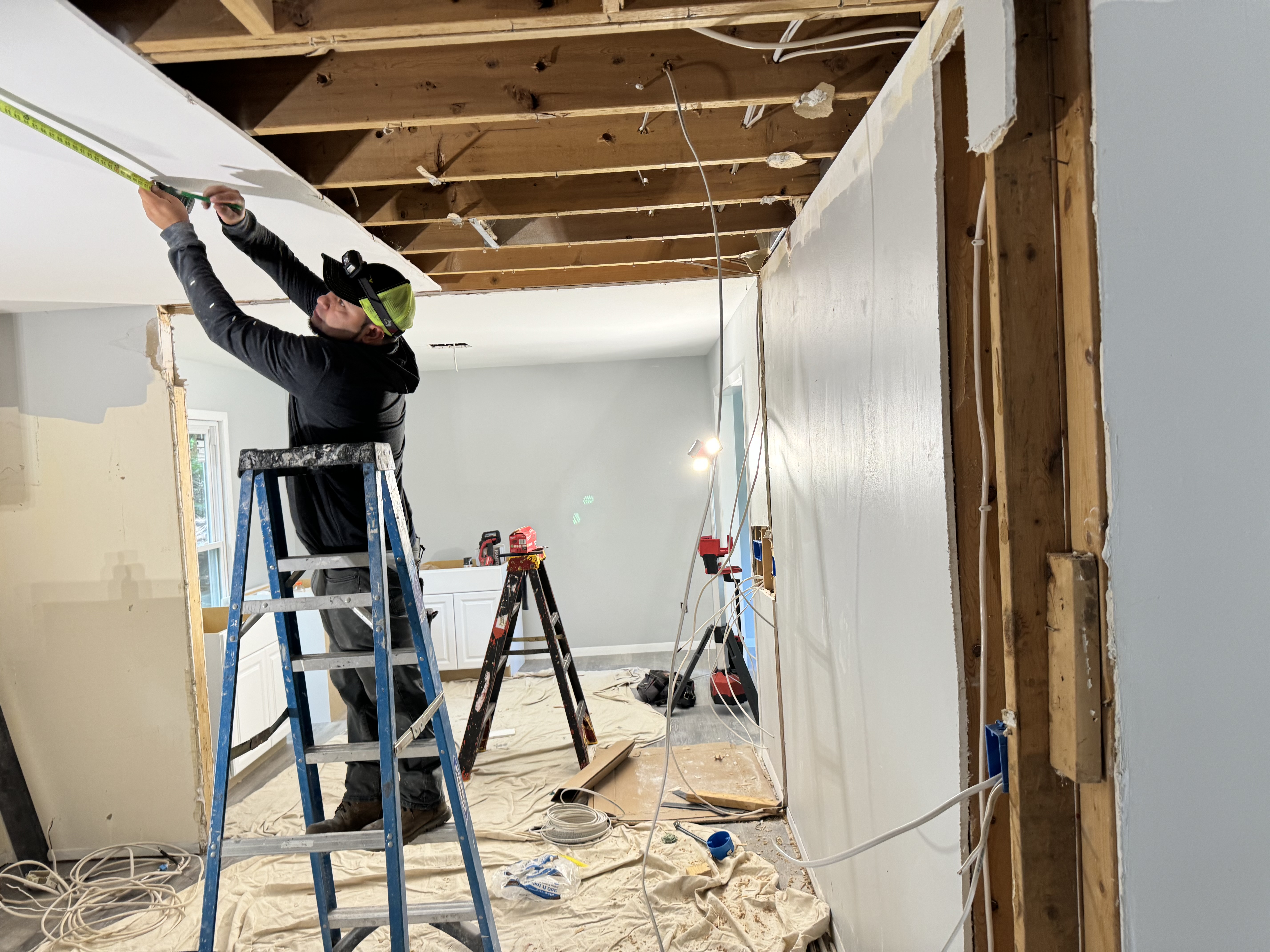 Logo for M&L Electrical Solutions LLC