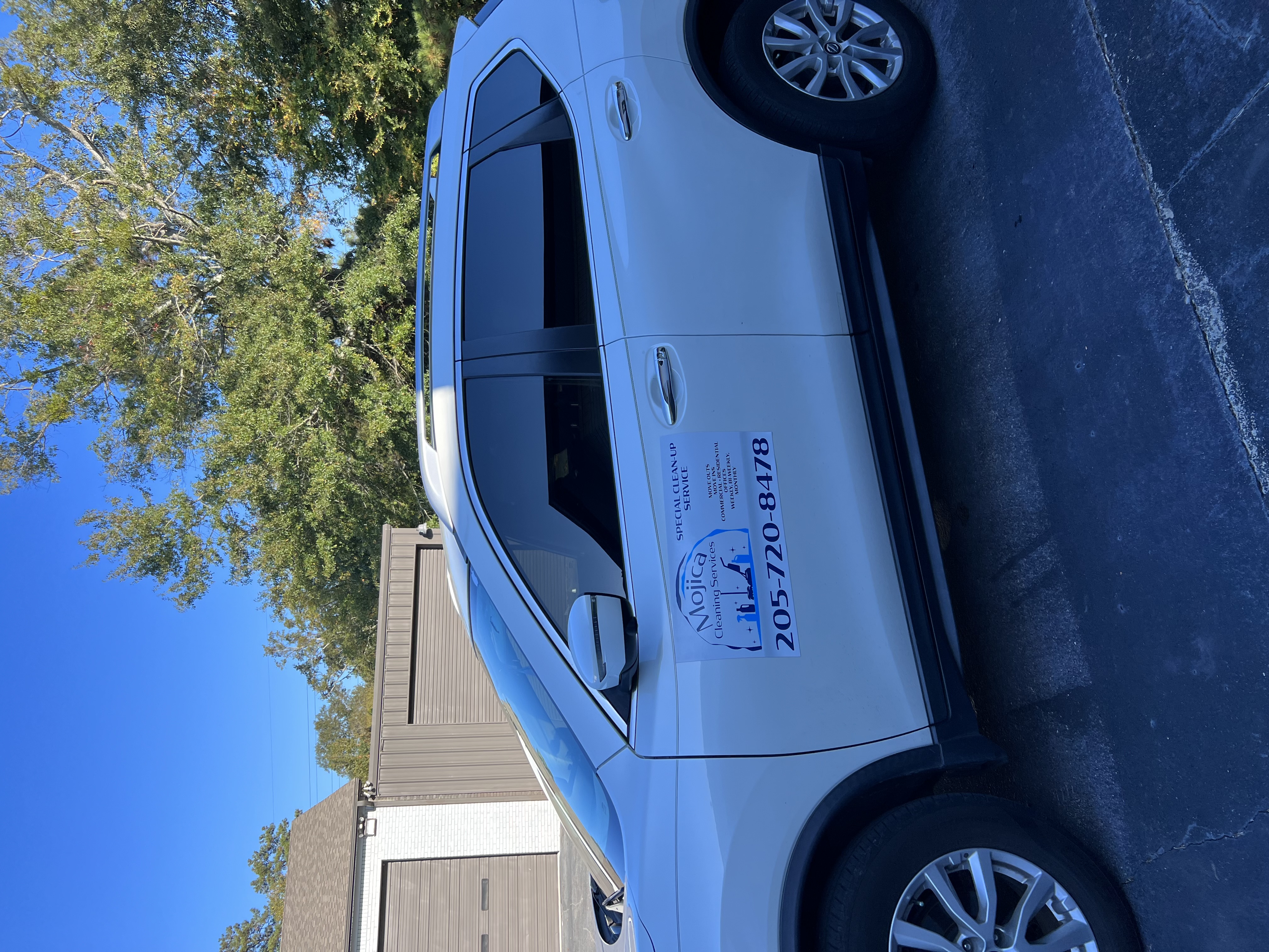 Logo for Mojica Cleaning Services