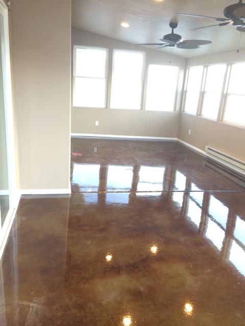 Casual / Comfortable Sunroom with colorized and epoxy sealed floor