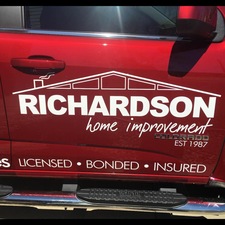 Richardson Home Improvements, Inc. logo