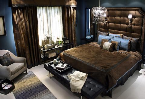Traditional Bedroom with long black side table with under shelve