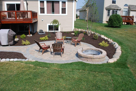 Transitional Landscape with paver stone fire pit