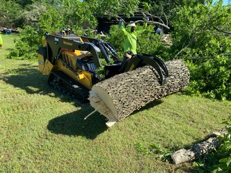 Camacho Tree Service & Landscaping logo