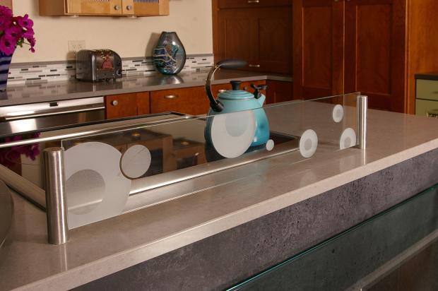 tile kitchen sink splash guards