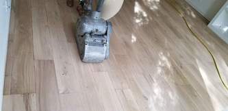 L & L Hardwood Floors & Refinishing logo