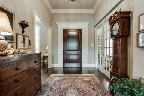 Contemporary Entry with white crown molding