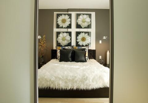 Modern Bedroom with casual comfortable