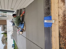 Lobos Custom Concrete, LLC logo